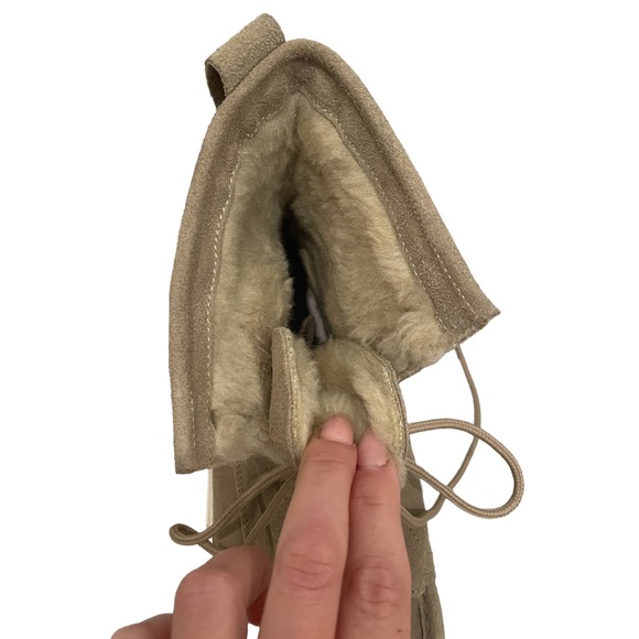 Common Projects Suede Leather Shearling Boots - Picture 9 of 11